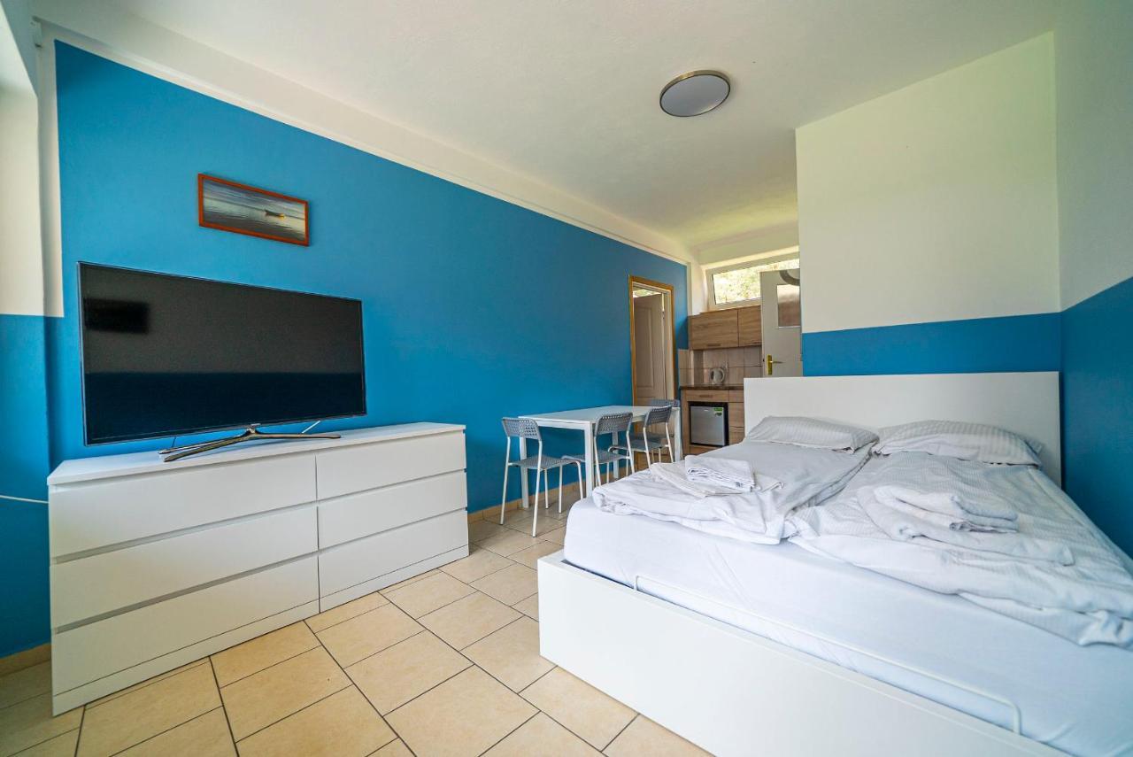Pod Niebem Jurata Apartment Exterior photo